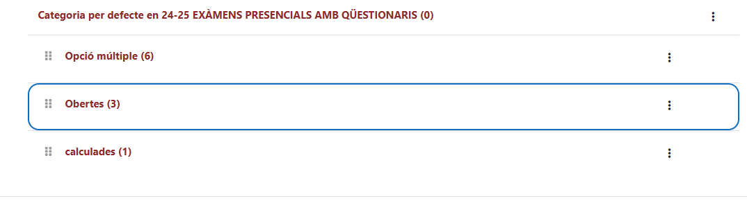 Captura de pantalla Opció d'ordenar les categories del banc de preguntes mitjançant clicar i arrossegar